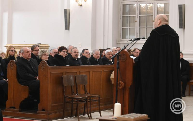 Elkezdődött az ökumenikus imahét a keresztények egységéért