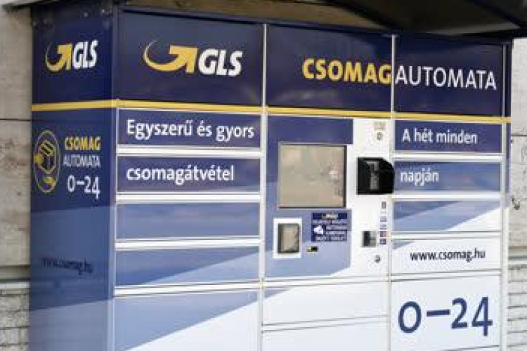 A MÁV-Volán csoport 37 forgalmas állomására telepítenek GLS csomagautomatát